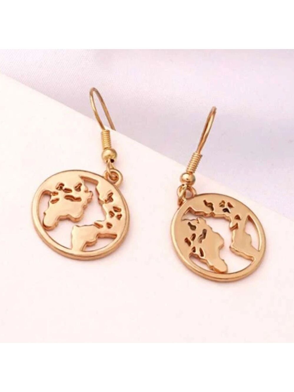 WORLD GLOBE MAP dangle drop earrings NWT boutique
